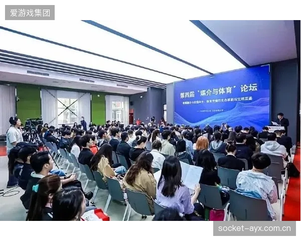 户外运动从小众圈层走向全民体验，标志着“体验普惠”正激活万亿规模的体育消费市场